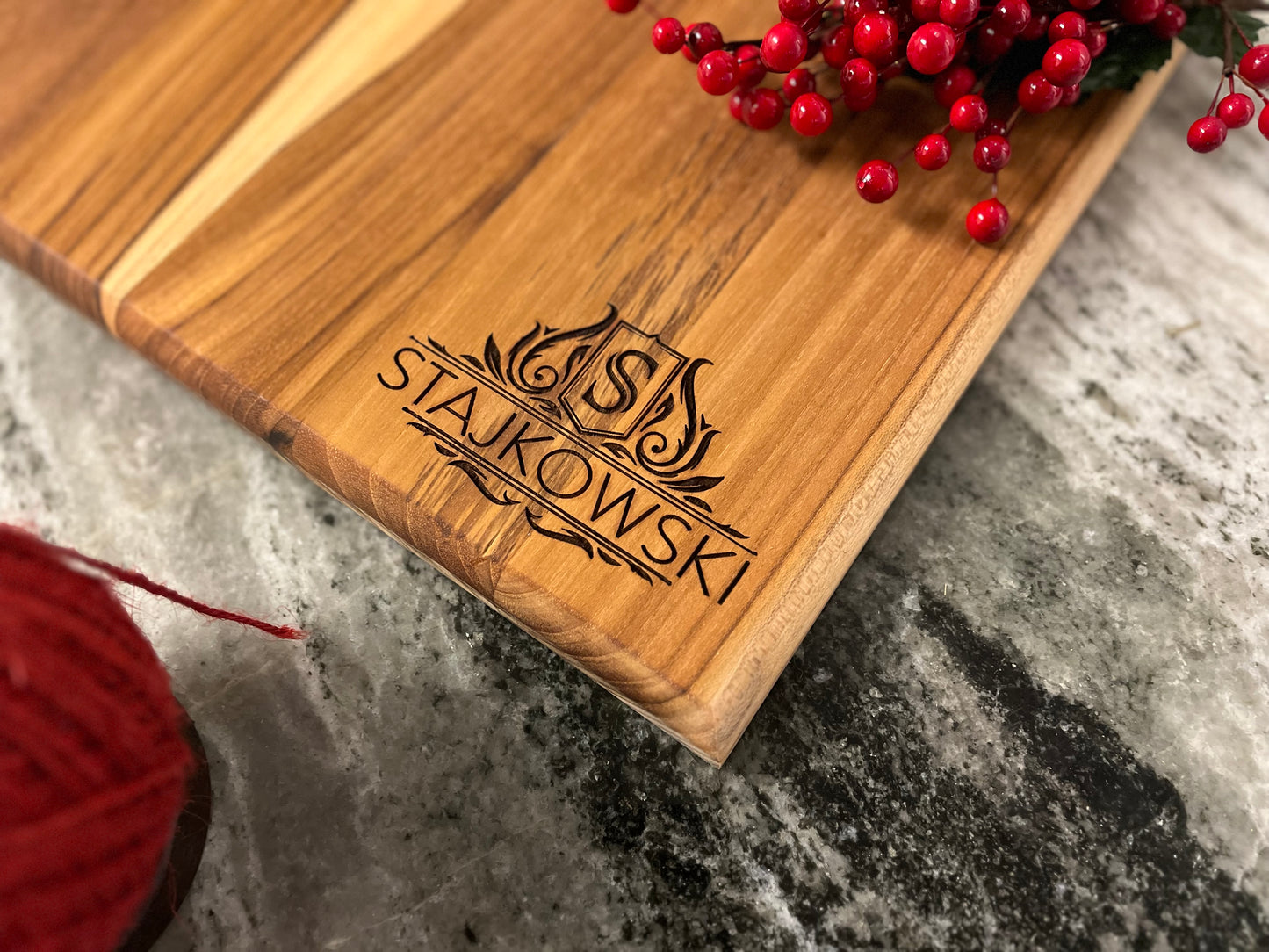 The Royal Design, Signature Teak Cutting Board