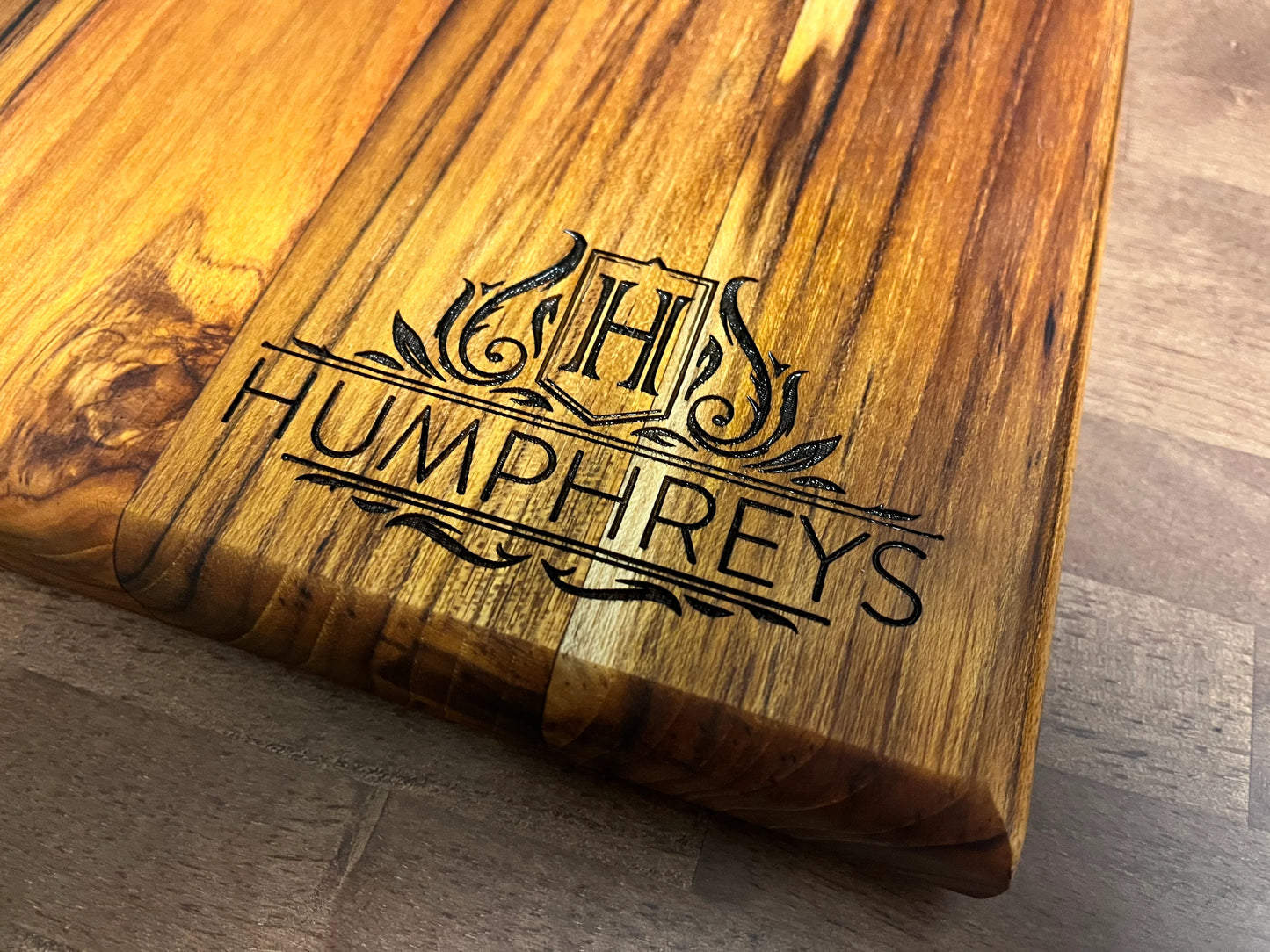 The Royal Design, Signature Teak Cutting Board
