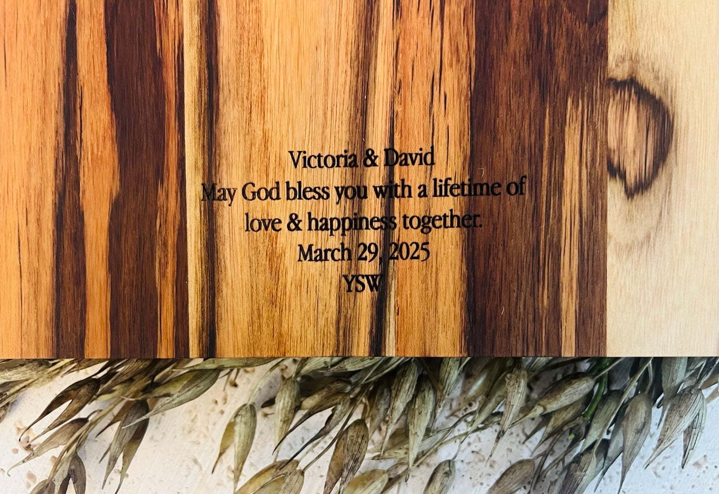 The Royal Design, Signature Teak Cutting Board